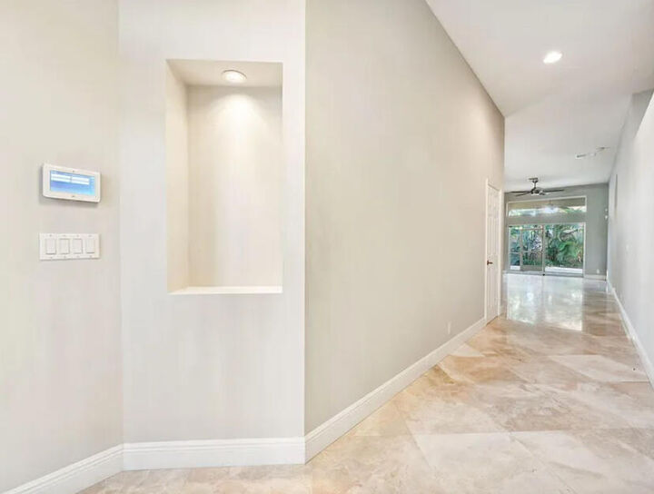 Property Photo: 3182 El Camino Real FL 33409