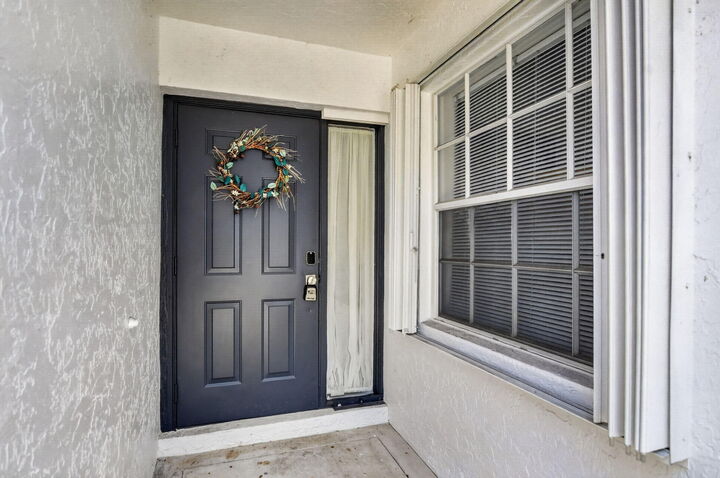 Property Photo: 8100 Via Di Veneto Neiborhood F FL 33496