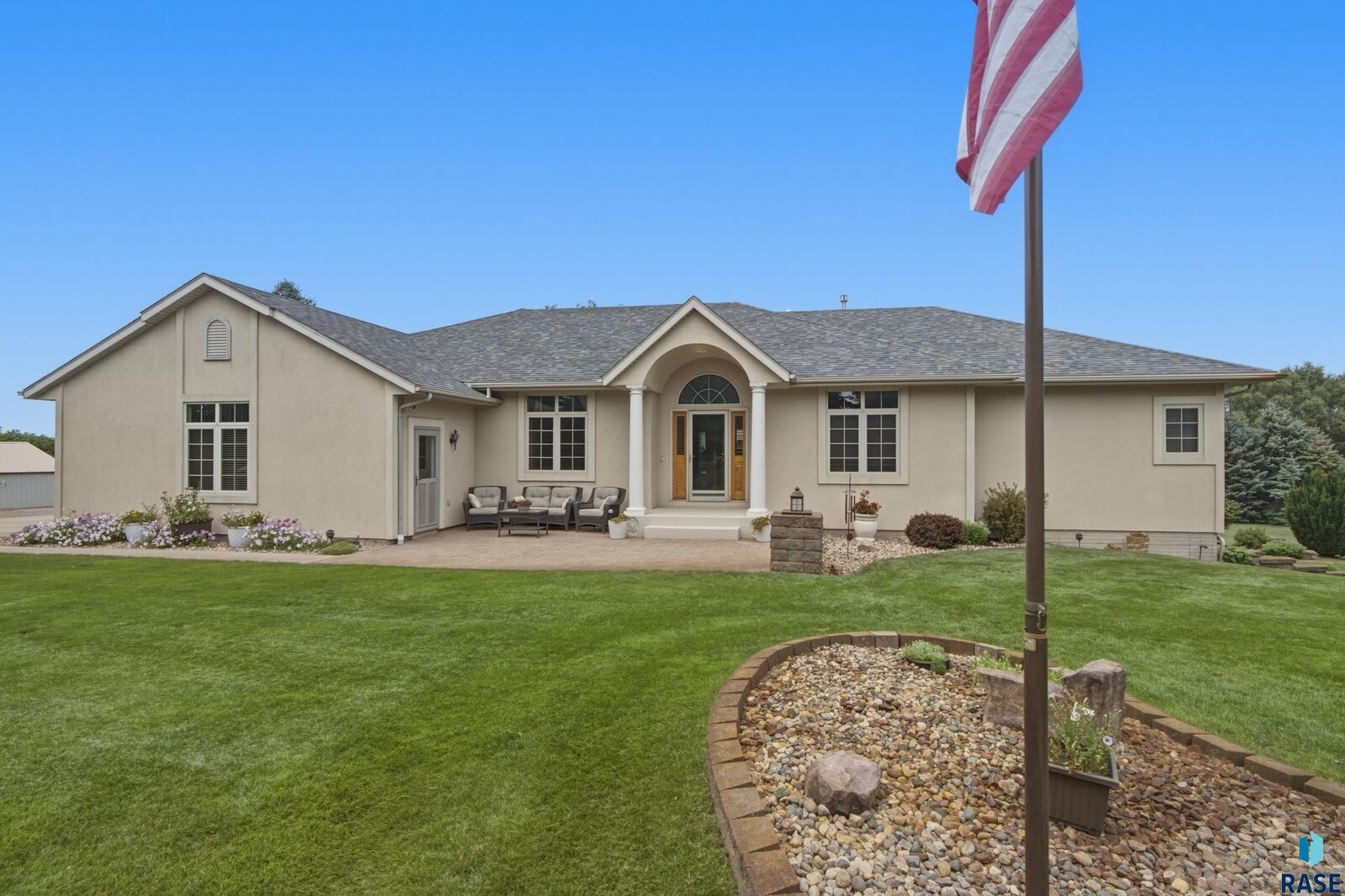 Property Photo: 47588 255th St SD 57055