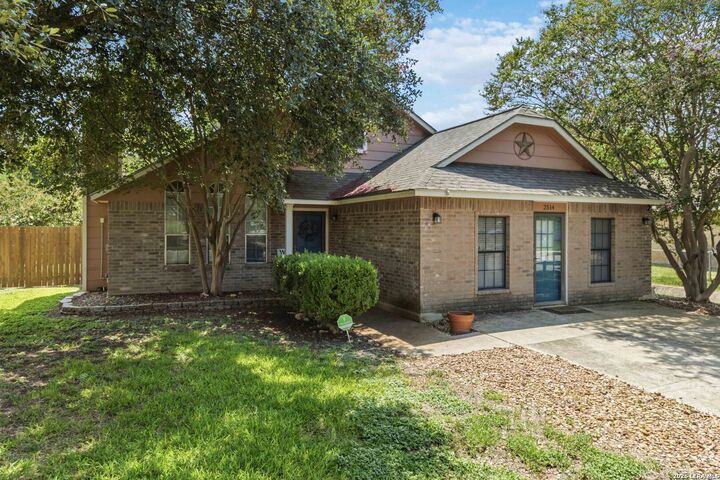 Property Photo: 2514 Moss Bluff St TX 78232