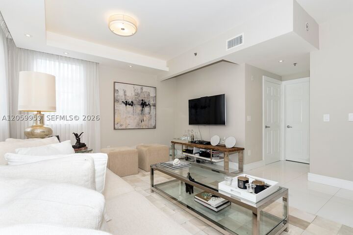 Property Photo: 3175 NE 184th St 3104 FL 33160