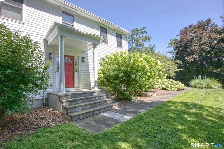 Property Photo: 10 Elskip Lane CT 06831