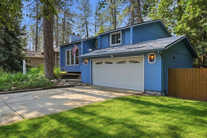 Property Photo: 4814 E Peone Pines Dr WA 99021