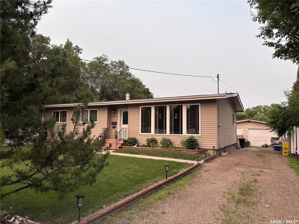 Property Photo: 220 4th Street SK S0K 1E0