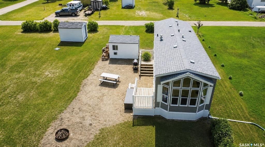 Property Photo:  140 King Street  SK S0L 1J0 