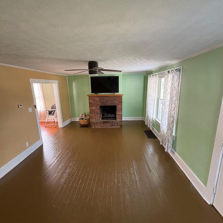Property Photo:  691 Main  Street  OH 43138 