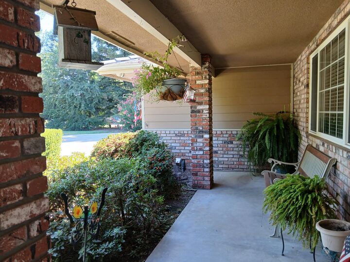Property Photo: 12537 Marlin Avenue CA 93291