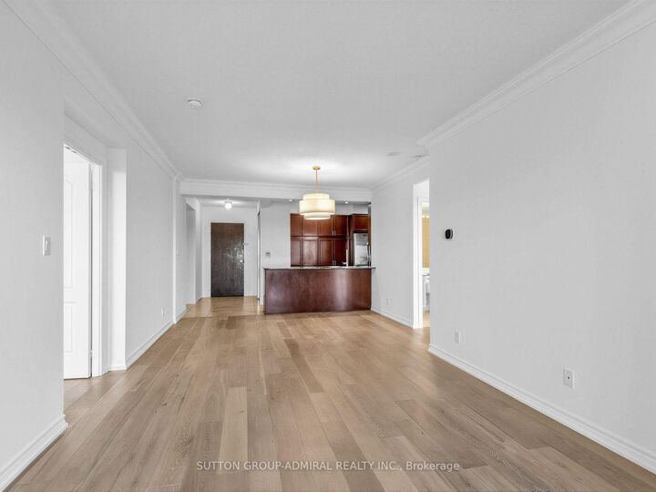 Property Photo:  88 Promenade Circle 408  ON L4J 9A4 