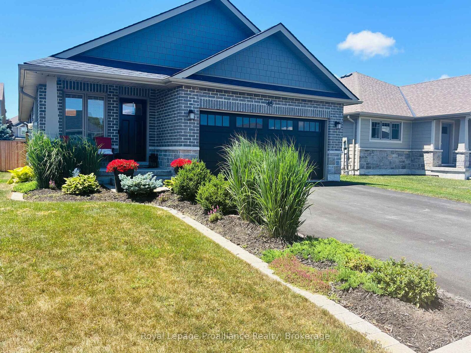 Property Photo:  48 Mercedes Drive  ON K8N 0B4 