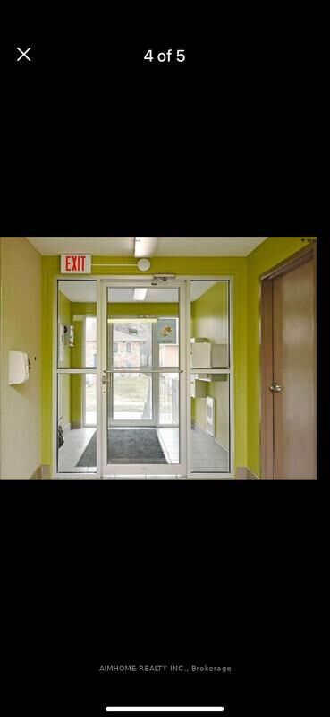 Property Photo:  261 Lester Street 403  ON N2L 3W6 