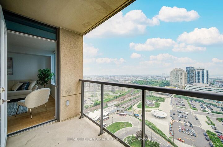 Property Photo:  35 Viking Lane 2238  ON M9B 0A2 