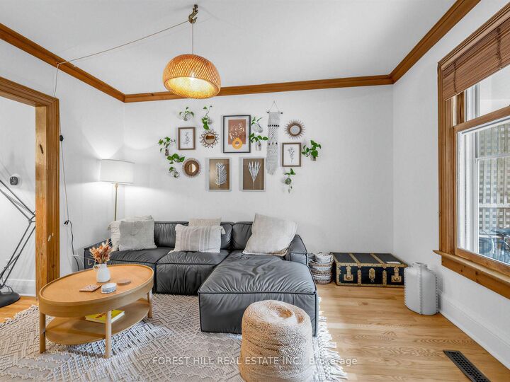 Property Photo:  401 Balliol Street  ON M4S 1E1 