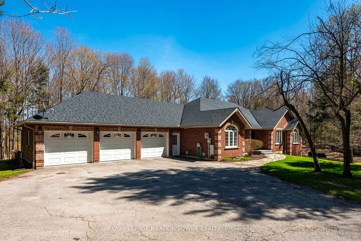 Property Photo:  834603 4th Line Ehs N/A  ON L9W 5Z7 