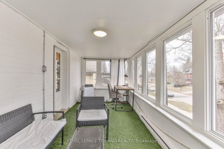 Property Photo: 918 William Street #Upper ON N5Y 2S6