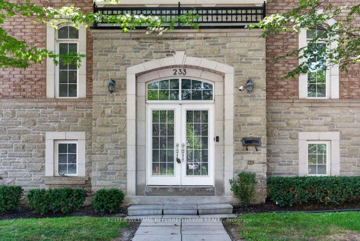 Property Photo:  233 Finch Avenue E  ON M2N 4S1 