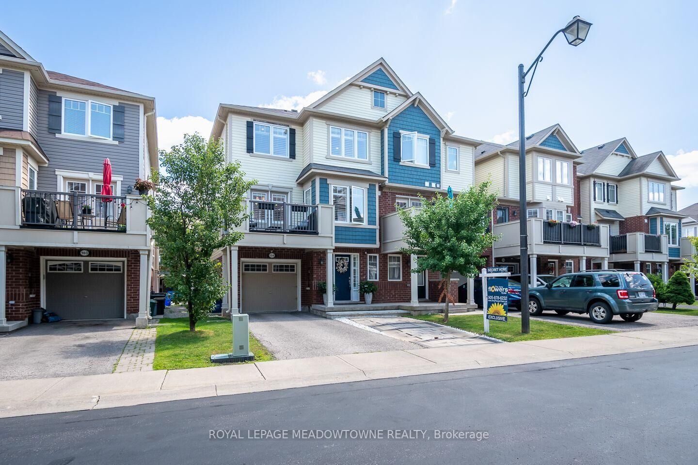 Property Photo:  6020 Derry Road 104  ON L9T 8J5 