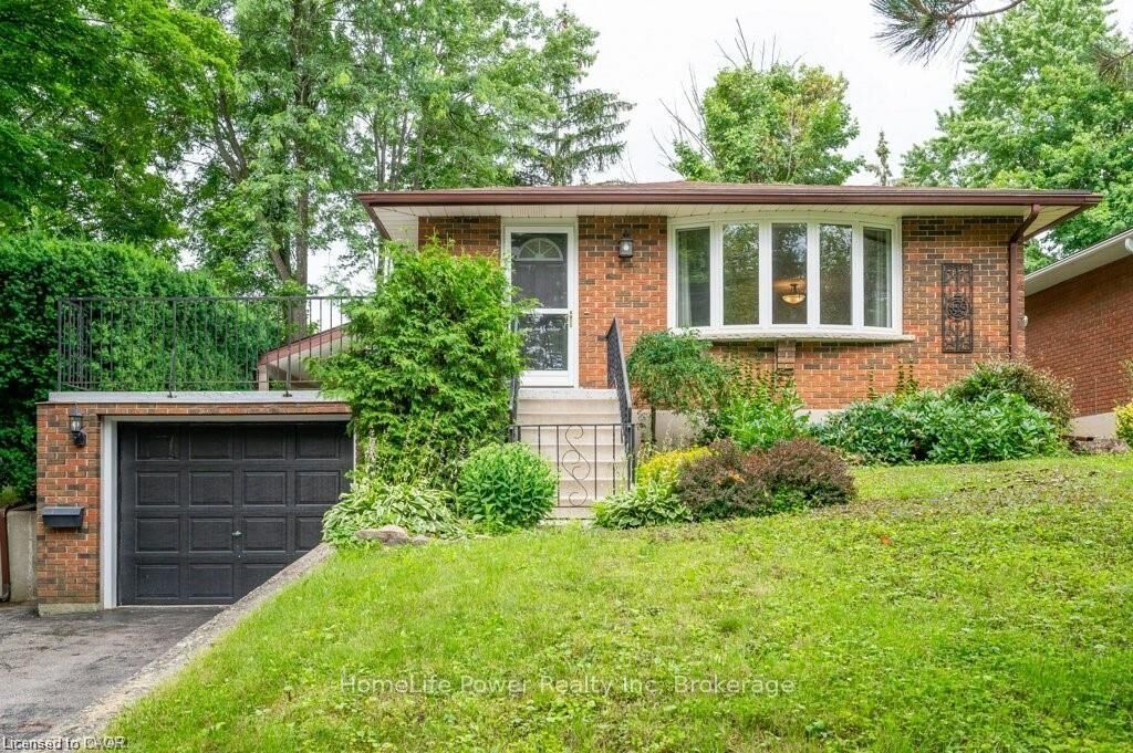 Property Photo: 573 Glen Manor Boulevard B ON N2L 4T7