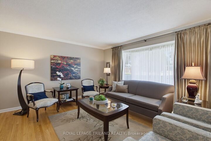 Property Photo:  1463 Glenora Drive  ON N5X 1V3 