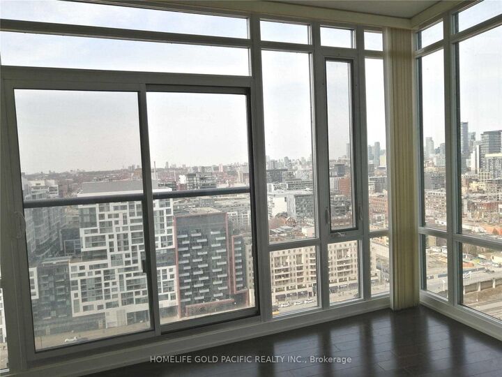 Property Photo: 170 Fort York Boulevard 2303 ON M5V 0E6