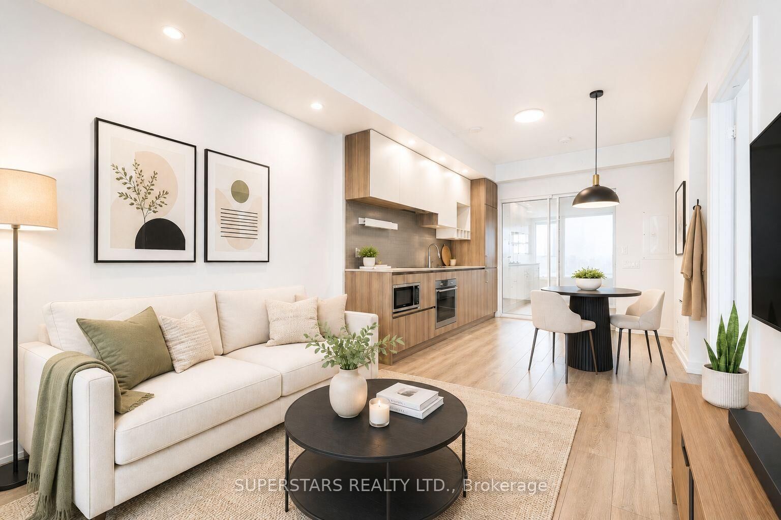 Property Photo:  5 Buttermill Avenue 1905  ON L4K 0J5 