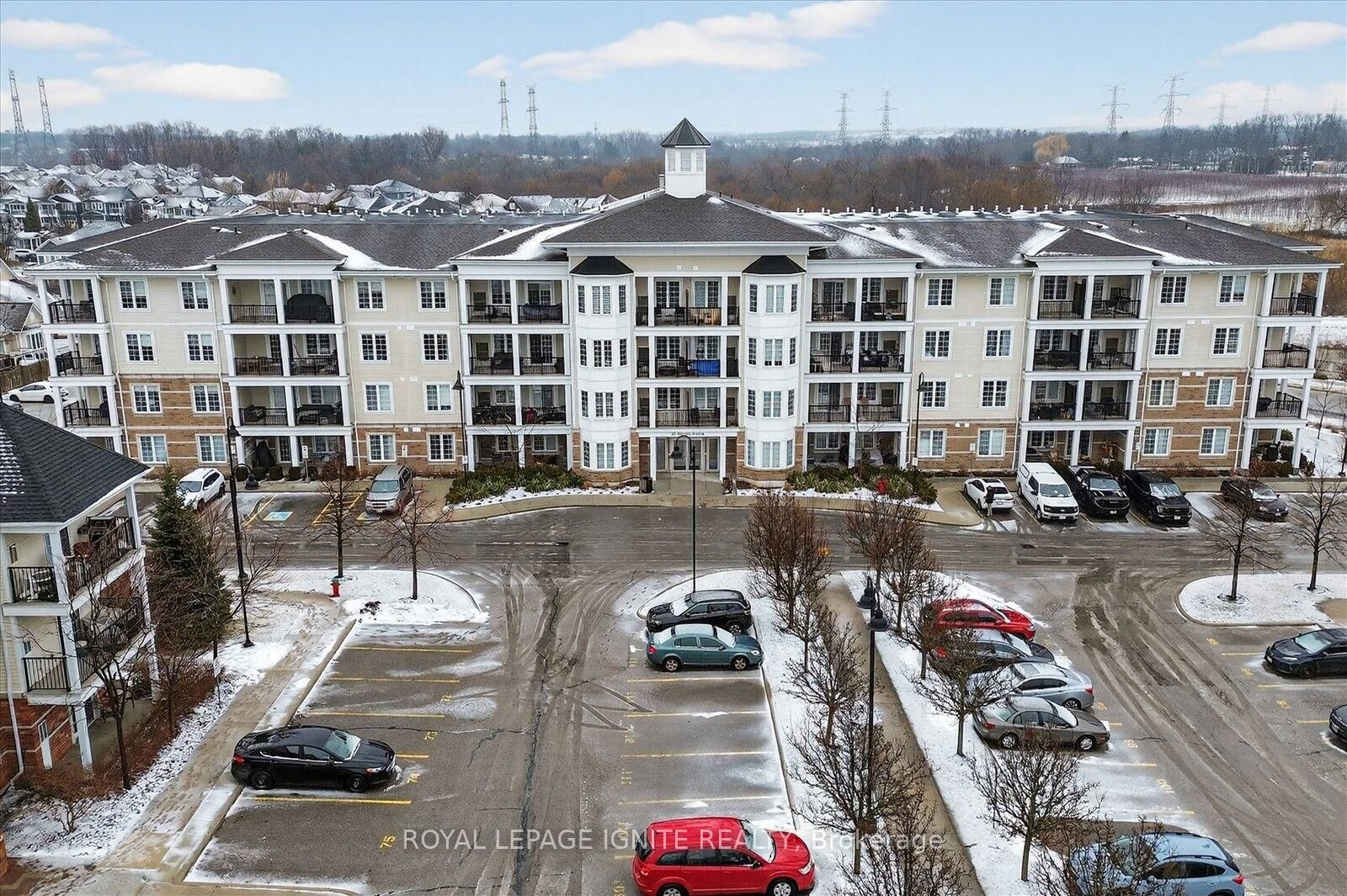 Property Photo:  65 Shipway Avenue 213  ON L1B 0W2 