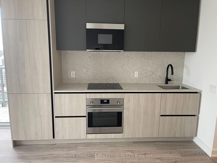 Property Photo: 108 Peter Street 2011 ON M5V 0W2