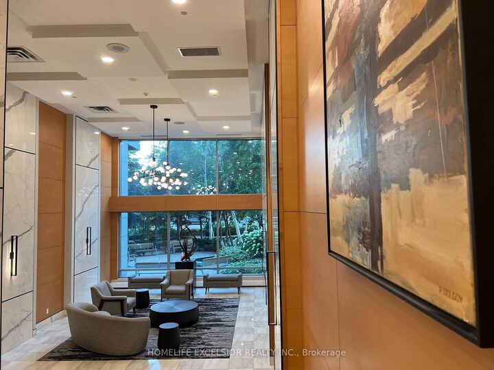 Property Photo: 4968 Yonge Street 1015 ON M2N 7G9