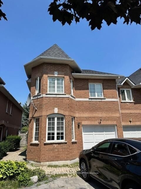 Property Photo:  16 Royal Chapin Crescent  ON L4S 1Z9 