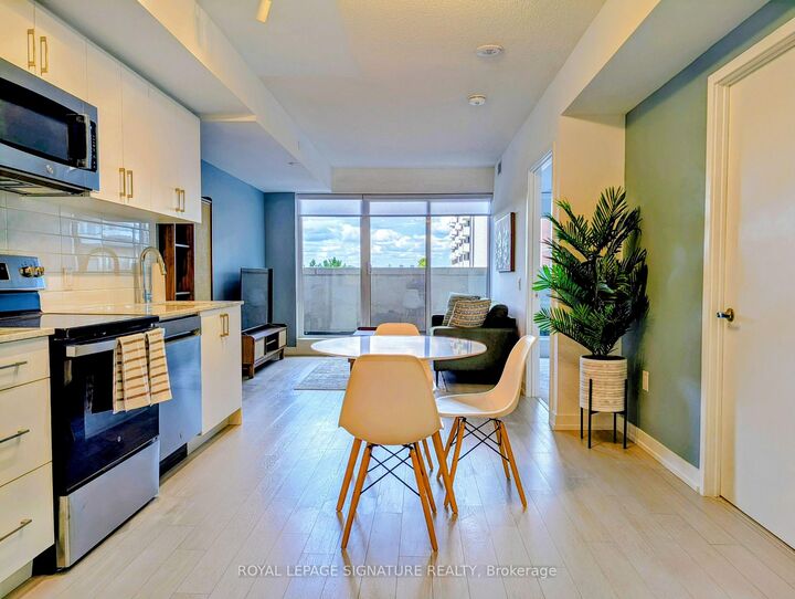 Property Photo:  4010 Eglinton Avenue W 509  ON M9A 0G5 