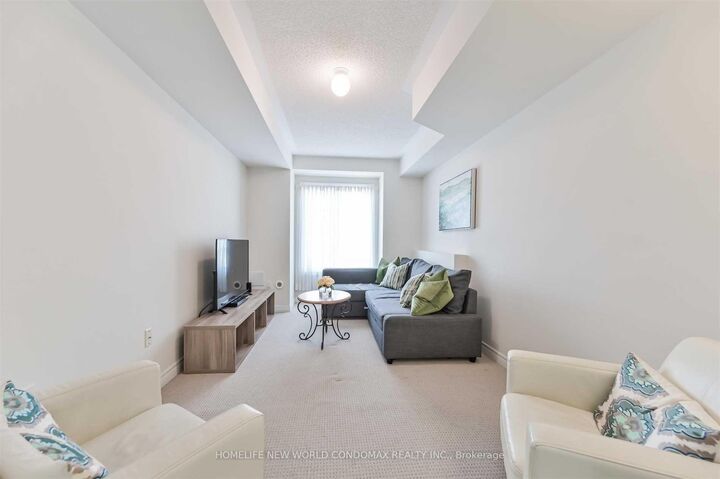 Property Photo:  101 Dundas Way  ON L6E 0R7 
