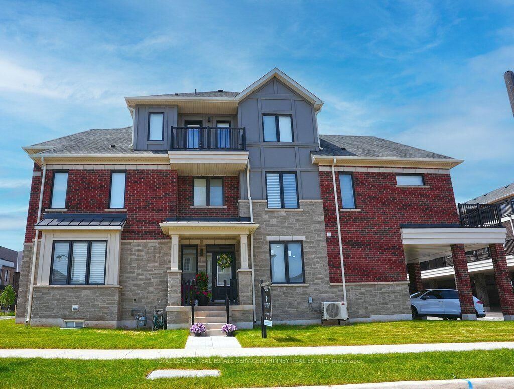 Property Photo:  9 Crown Gate  ON L6M 0W8 