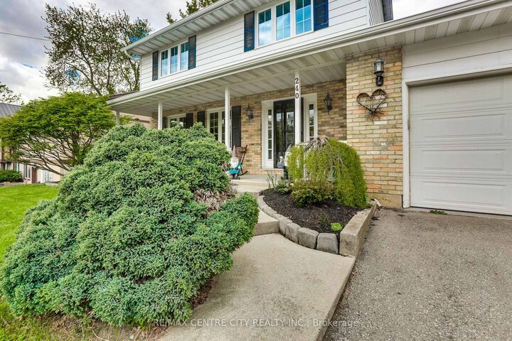 Property Photo:  240 Church Street  ON N0L 1B0 