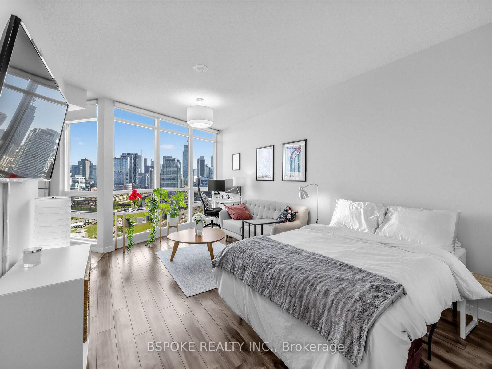 Property Photo:  231 Fort York Boulevard 2210  ON M5V 1B2 
