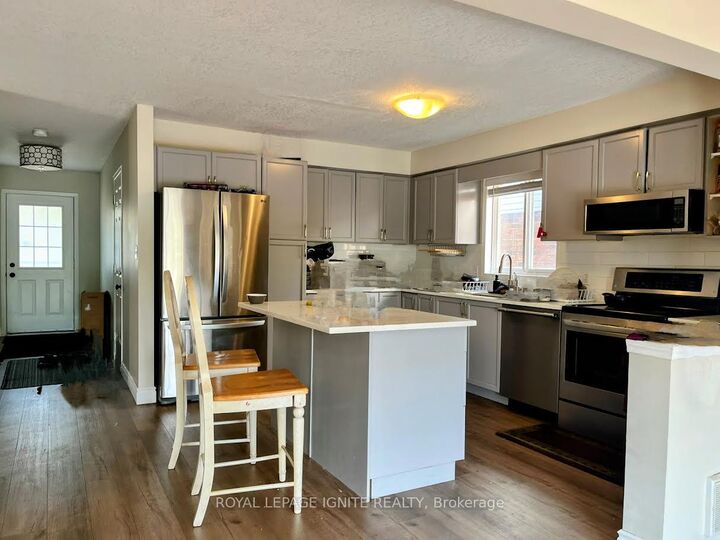 Property Photo:  737 Grand Banks Drive  ON N2K 4N2 