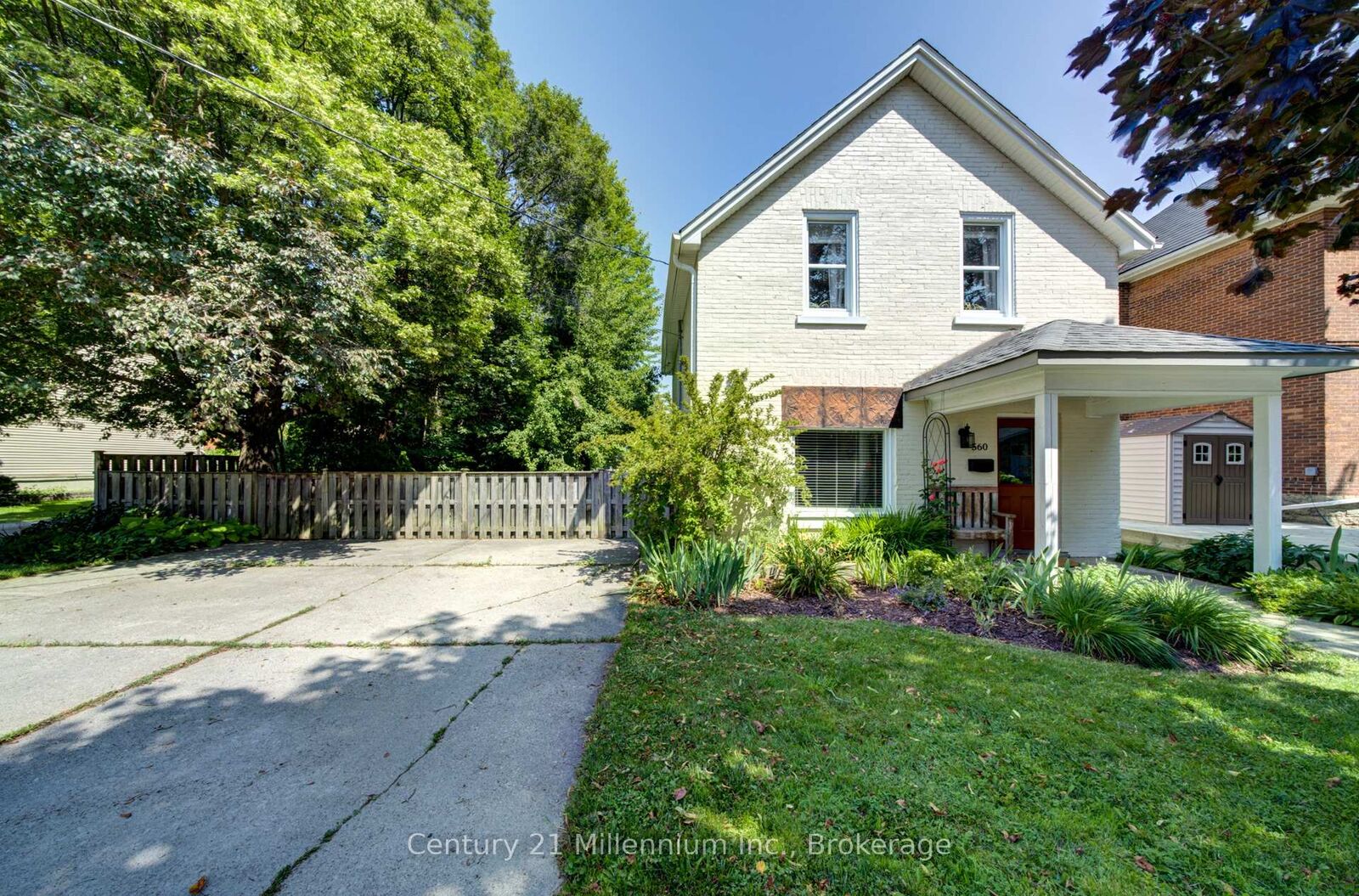 Property Photo:  560 10th St A Street W  ON N4K 3R6 