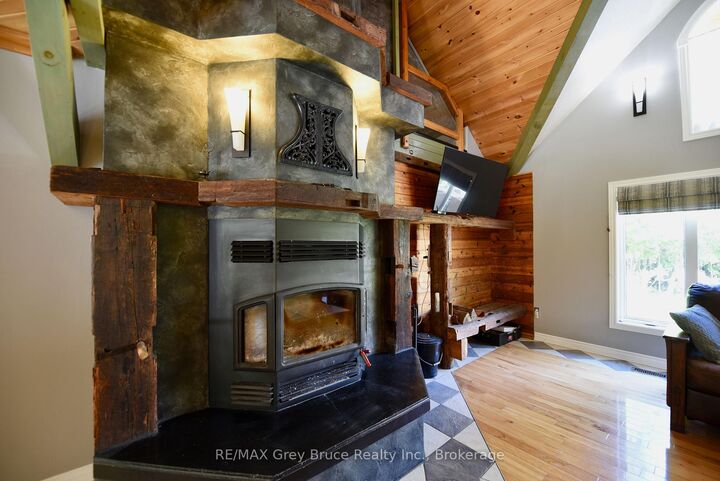Property Photo: 174 Cape Hurd Road ON N0H 2R0