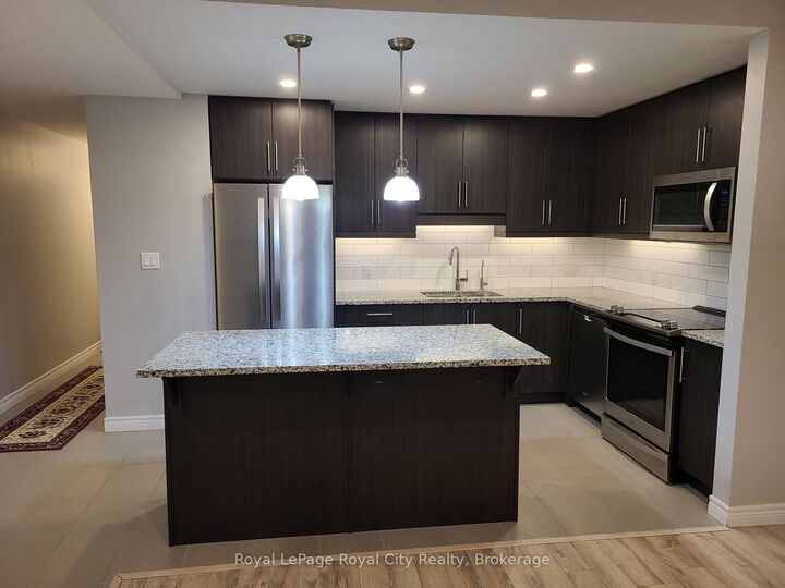Property Photo:  333 Gosling Gardens 207  ON N1L 0P8 