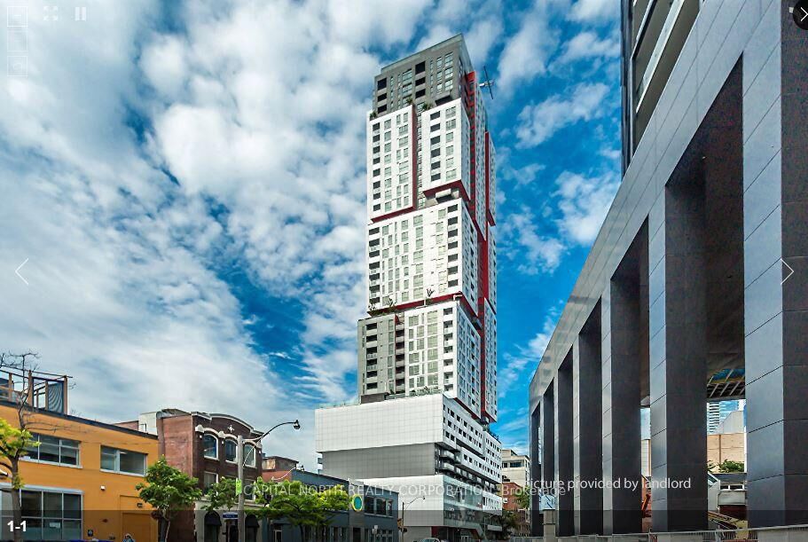Property Photo:  318 Richmond Street W 502  ON M5V 0B4 