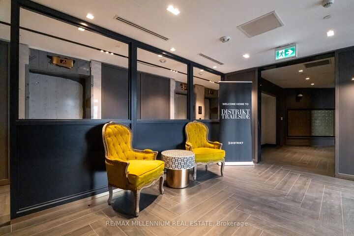 Property Photo:  395 Dundas Street W 531  ON L6M 4M2 