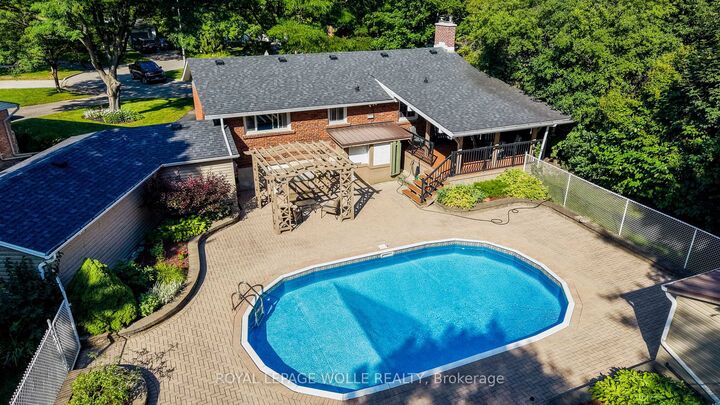 291 Villa Place — photo 1