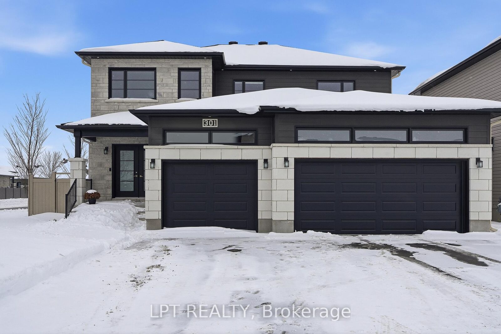 Property Photo:  301 Moonlight Drive  ON K4R 0L1 