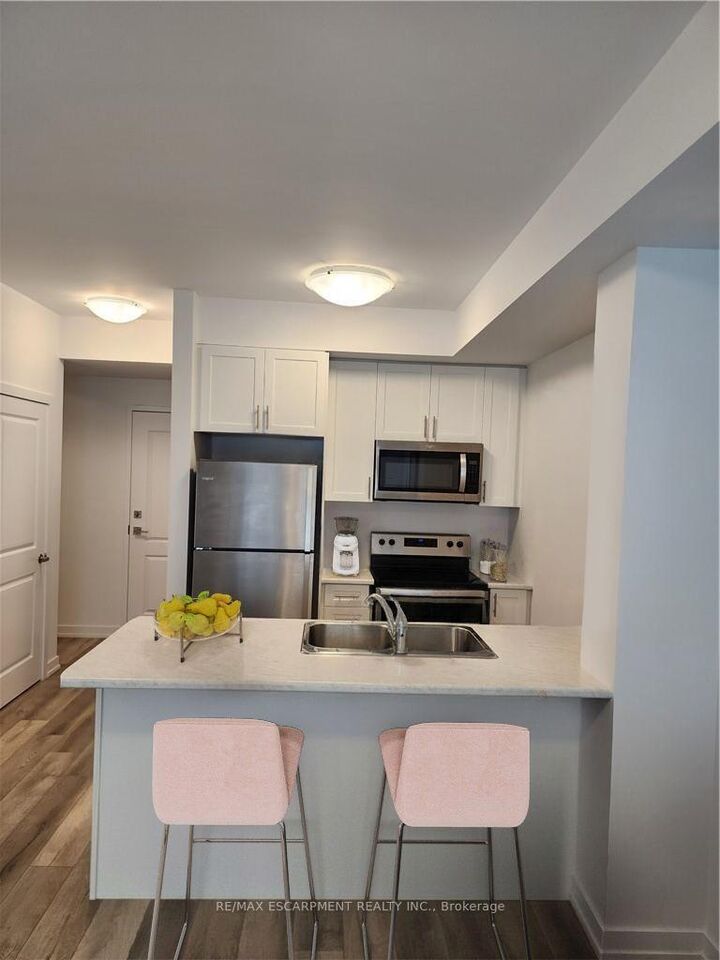 Property Photo:  5055 Greenlane Road 124  ON L0R 1B3 