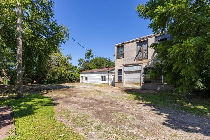 Property Photo:  35 McGhie Street  ON L2R 5A9 