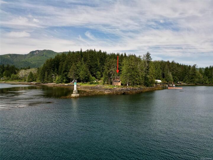 Property Photo: 185 Leeson Point Rd BC V0N 2V0