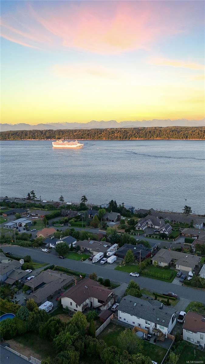 Photo de la propriété: 604 Galerno Rd BC V9W 5Y2