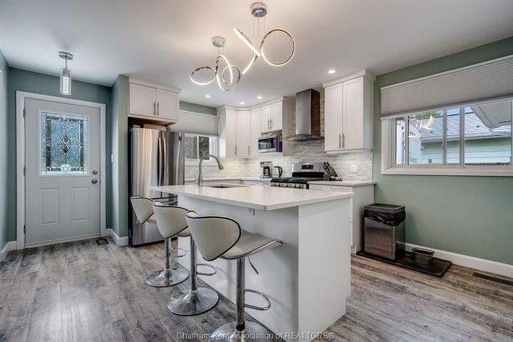 Property Photo: 14 Greenbriar Trail ON N8A 4V4