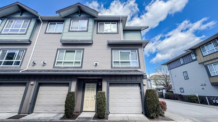 Property Photo: 9420 Ferndale Road 1 BC V6Y 0A7