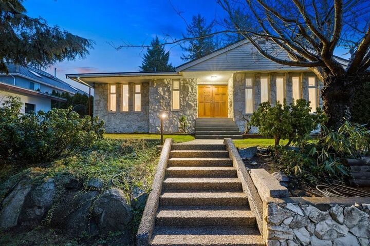 Property Photo:  376 N Ranelagh Avenue  BC V5B 1H8 