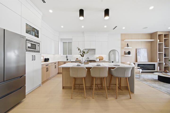 Property Photo: 5406 Manor Street 1 BC V5G 1B7