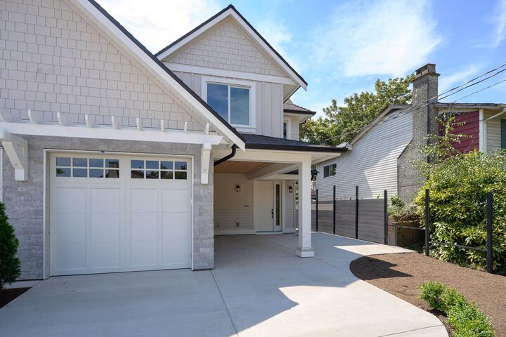 Property Photo: 4884 42A Avenue BC V4K 2S5